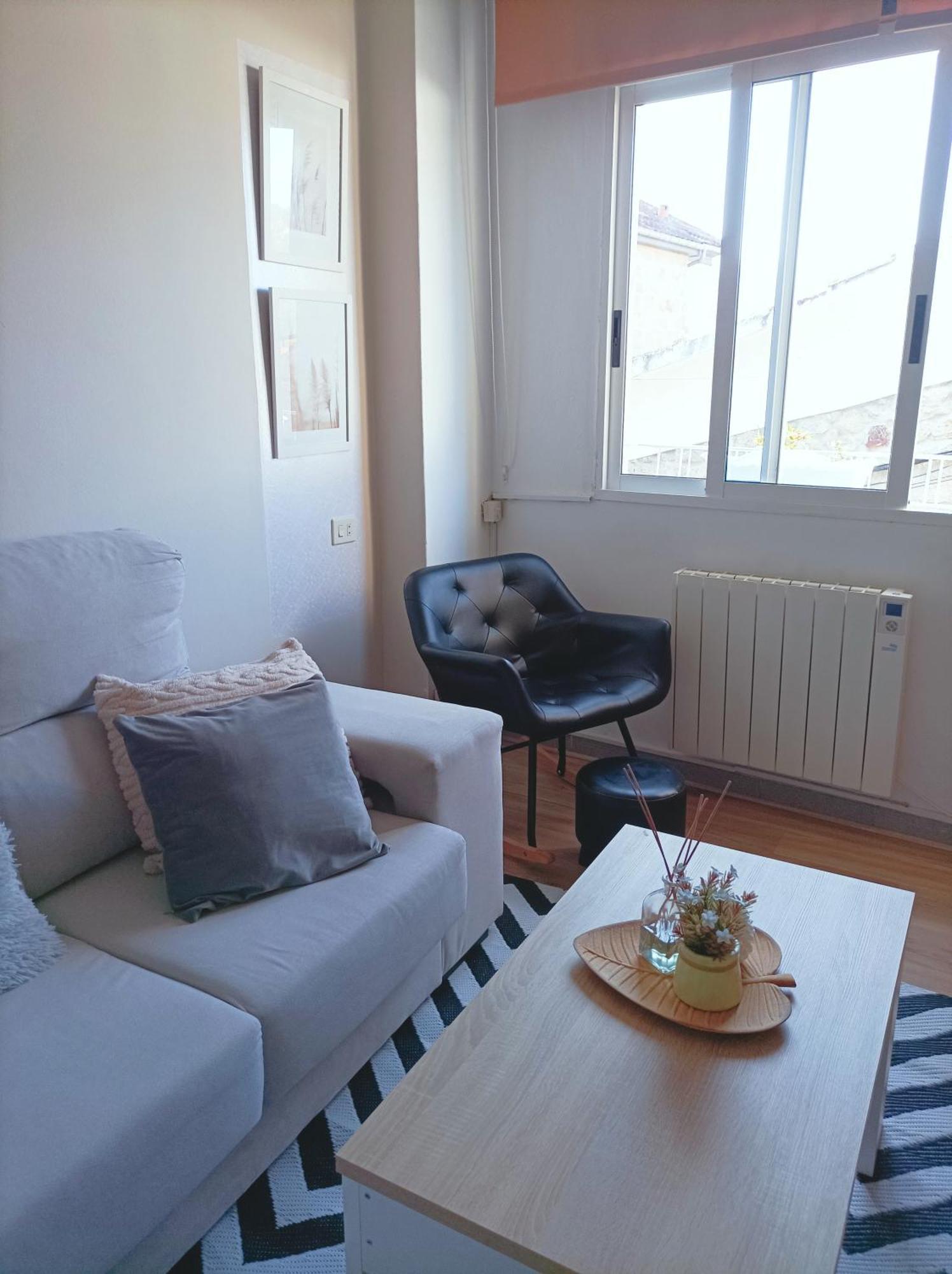 Apartamento Sobreira En Centro Allariz Con Wifi Экстерьер фото